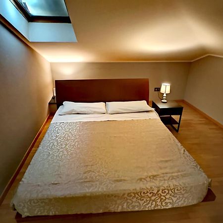 Family Apartment Verona Class ภายนอก รูปภาพ