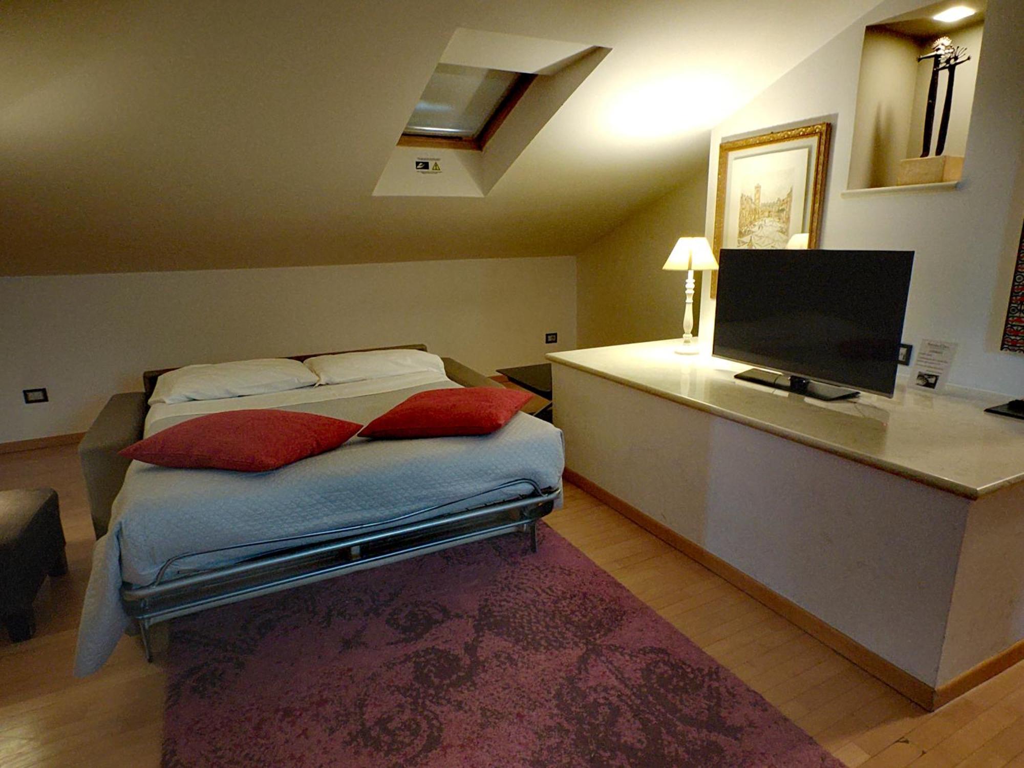 Family Apartment Verona Class ภายนอก รูปภาพ