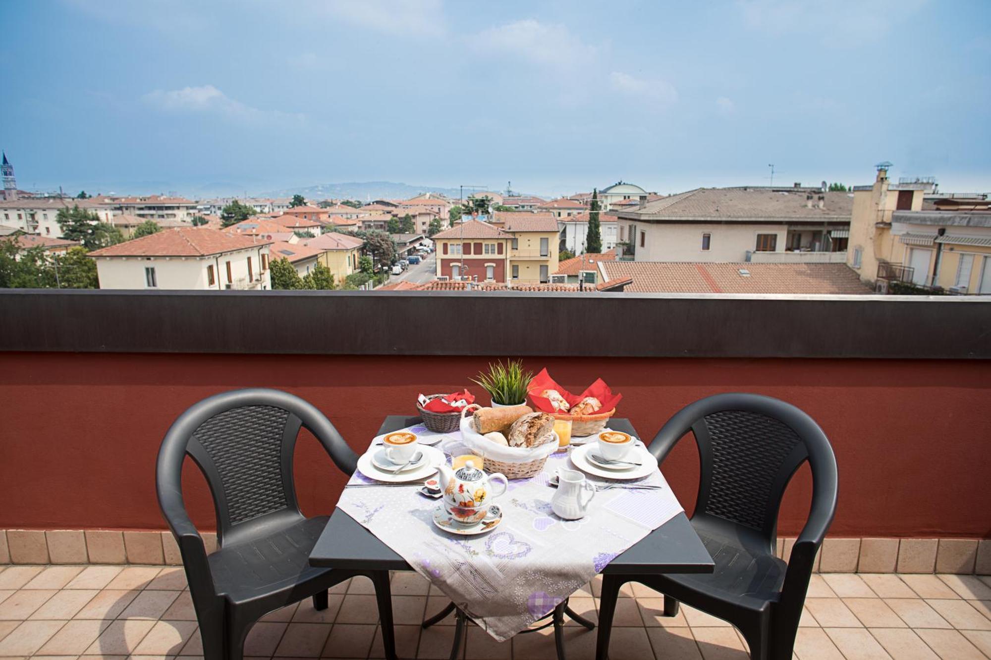 Family Apartment Verona Class ภายนอก รูปภาพ